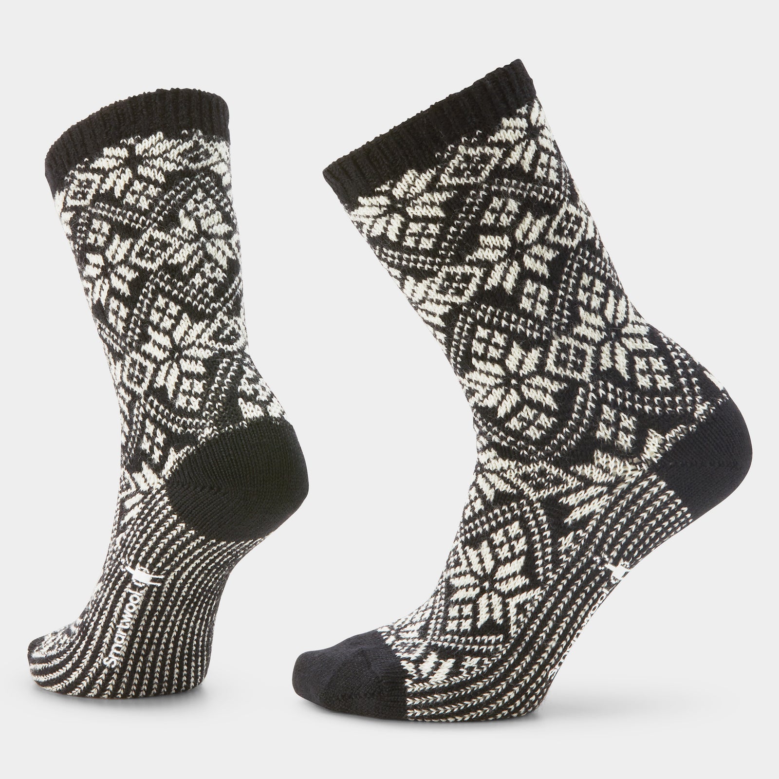 Women's Everyday Cozy Traditional Snowflake Crew Socks Black - ver - 1