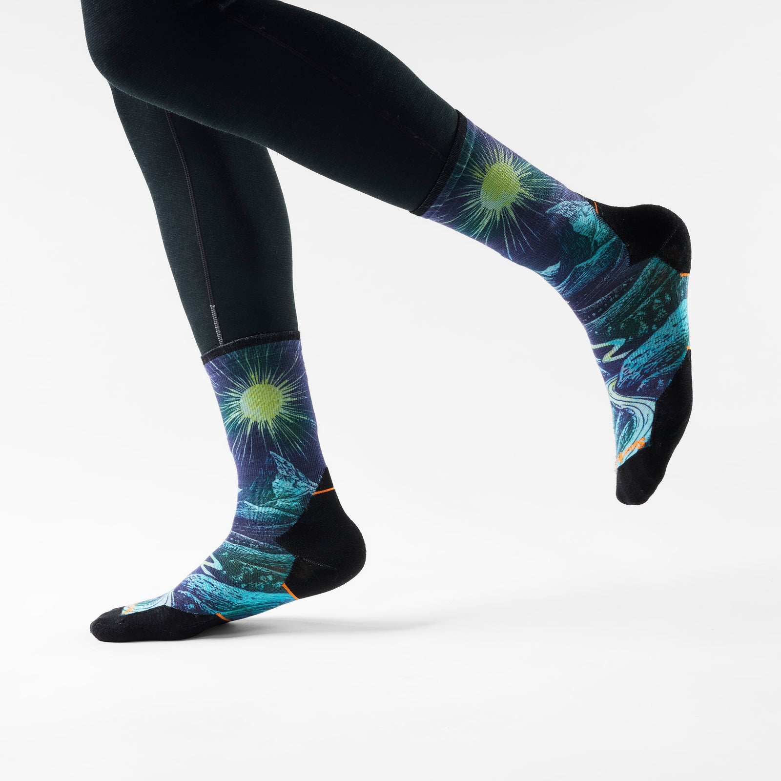 Trail Run Treeline Print Crew Socks Deep Navy - ver - 2